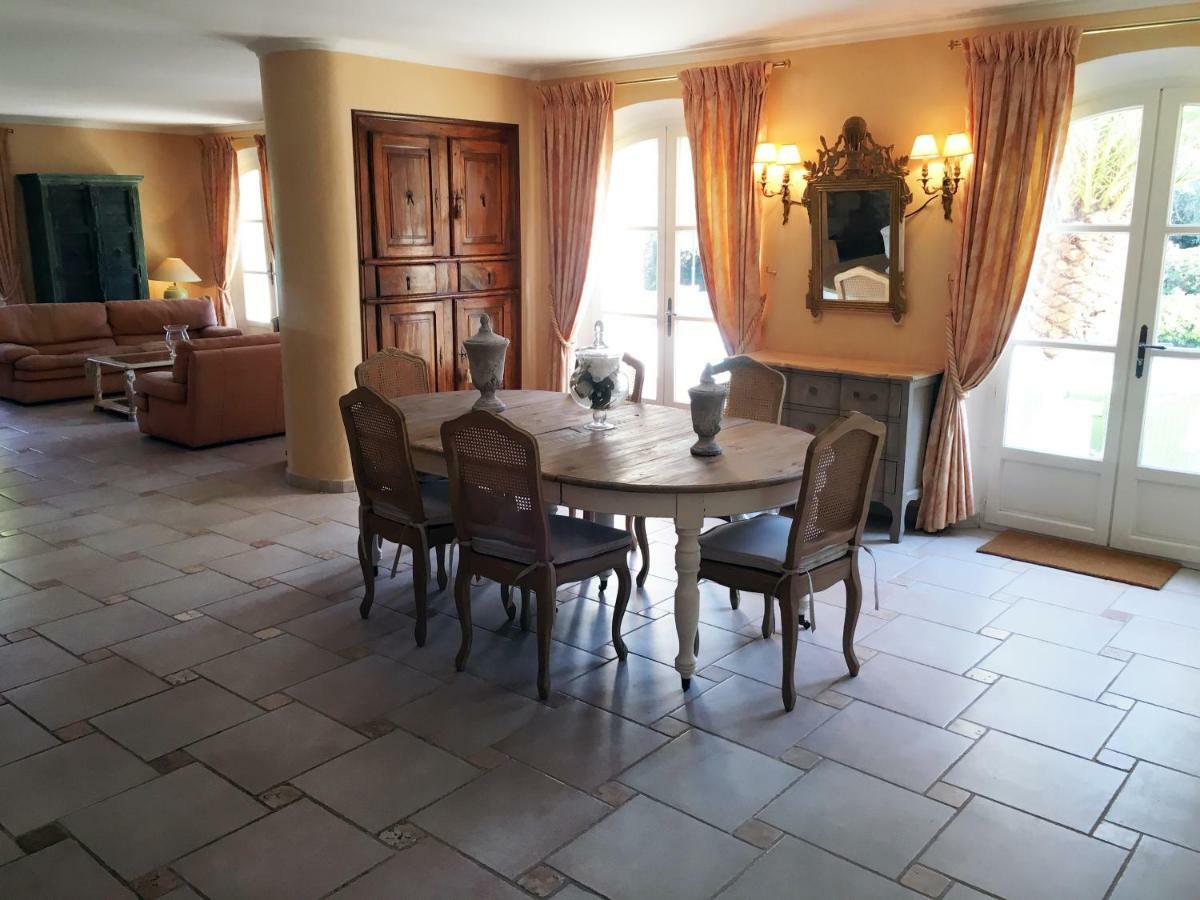 Le Champmazet Bed and Breakfast La Roquette-sur-Siagne Εξωτερικό φωτογραφία