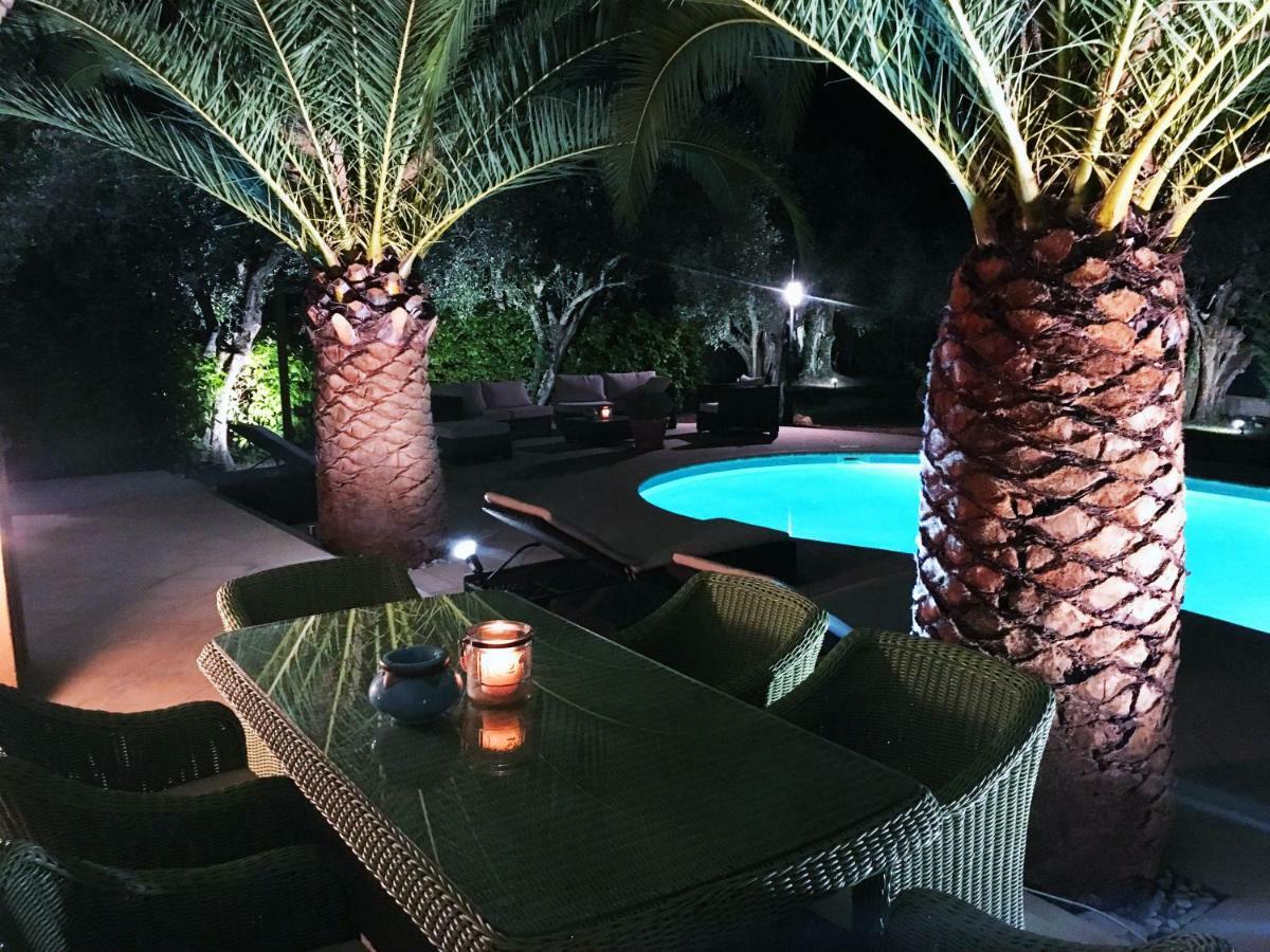Le Champmazet Bed and Breakfast La Roquette-sur-Siagne Εξωτερικό φωτογραφία