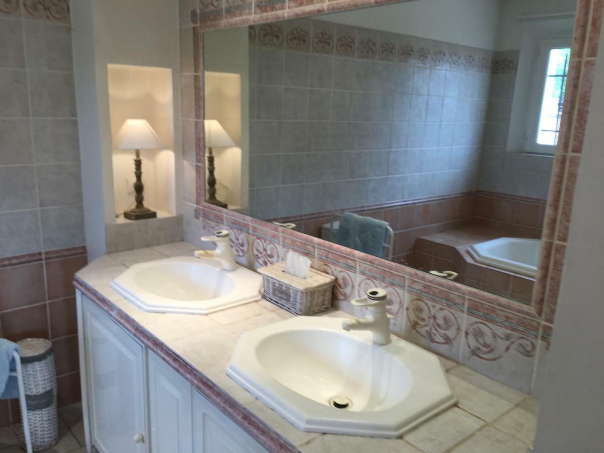 Le Champmazet Bed and Breakfast La Roquette-sur-Siagne Εξωτερικό φωτογραφία
