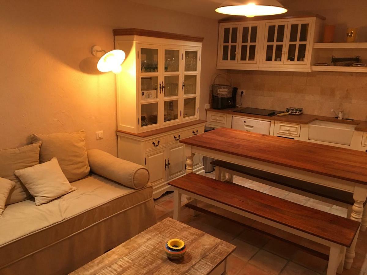Le Champmazet Bed and Breakfast La Roquette-sur-Siagne Εξωτερικό φωτογραφία